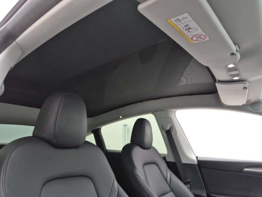 Tesla Model Y RWD 58 kWh 238pk 2023 (Origineel-NL), X-697-DL