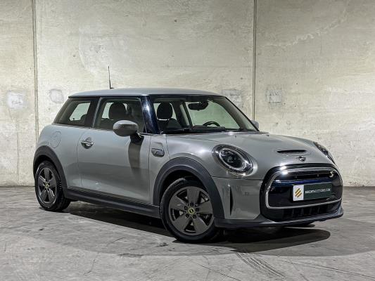 MINI Cooper Electric Essential 33 kWh 184pk 2021 F56 (Origineel-NL), L-232-DH
