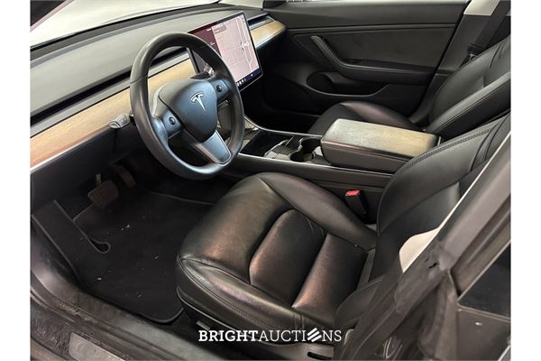 Tesla Model 3 Long Range AWD 75 kWh 2020 (Origineel-NL), J-946-HN