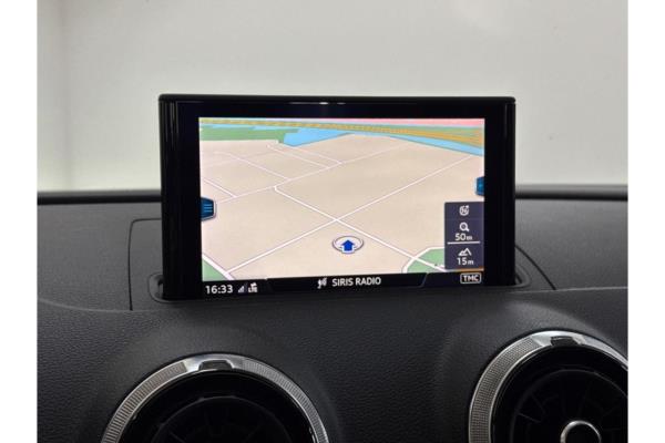 Audi A3 Limousine 35 CoD Advance Sport TFSI 150pk 2019 (Origineel-NL), ZL-485-D