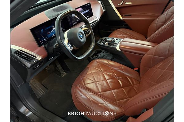 BMW iX xDrive50 High Executive 112 kWh 2022 (Origineel-NL), P-081-KP