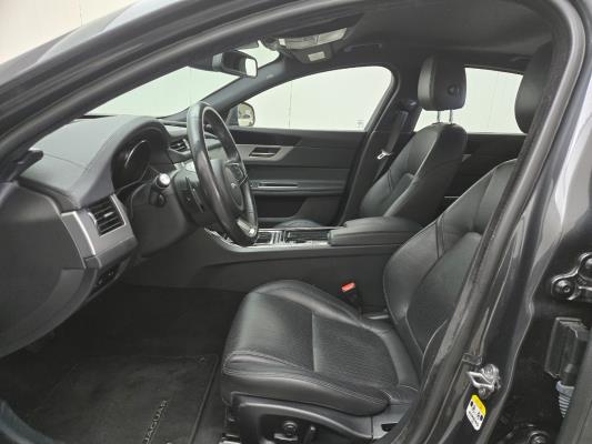 Jaguar XF 2.0d R-Sport 2.0 163pk 2019 (Origineel-NL), ZG-465-L