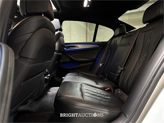 BMW M550i xDrive High Executive 462pk 2018 5-serie, KKP-44-R