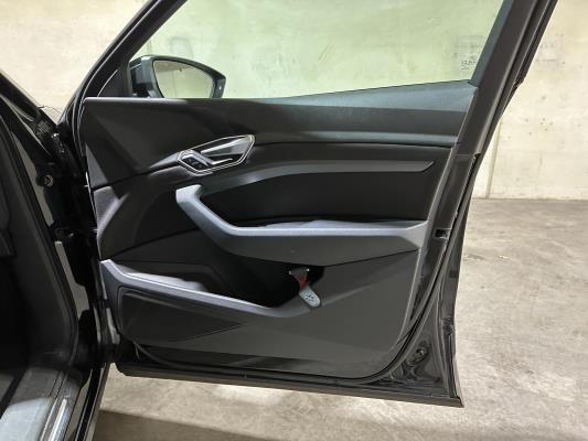 Audi e-tron 55 quattro edition 95 kWh 408pk 2020 (Origineel-NL + 1e eigenaar), K-077-BL