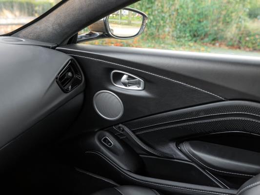 Aston Martin Vantage 4.0 V8 510pk 2021, X-777-DL