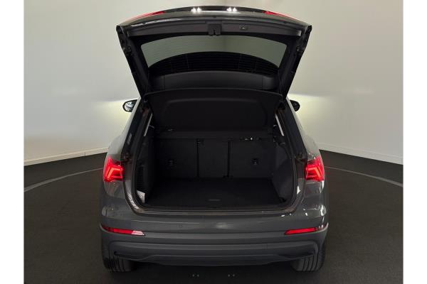 Audi Q3 45 e Advanced edition TFSI 266pk 2022 (Origineel-NL), P-044-SK