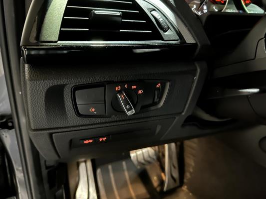 BMW M135i xDrive 320pk 2013 (Origineel-NL) 5-serie F20, 9-KHH-43