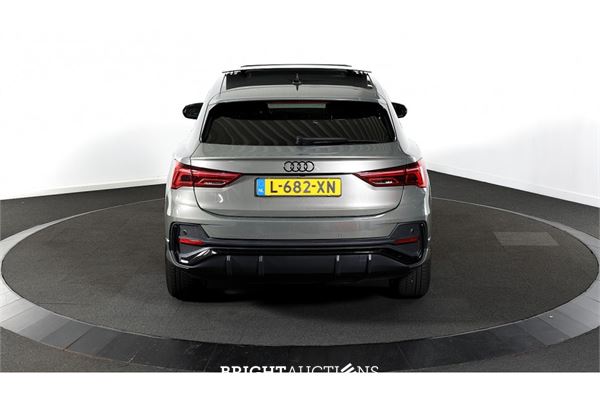 Audi Q3 Sportback 45 e S Edition TFSI 266pk 2021 (Origineel-NL), L-682-XN