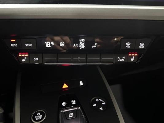 Audi Q4 35 Launch Edition 55 kWh 170pk 2021 (Origineel-NL), N-506-XJ