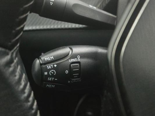 Peugeot e-2008 EV Blue Lease Active 50 kWh 136pk 2020, P-204-GN