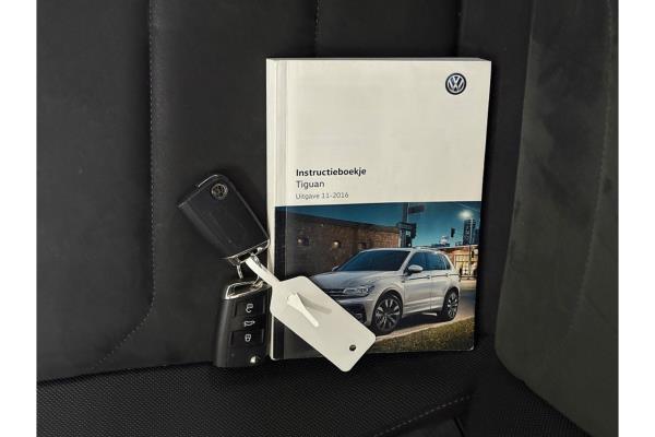 Volkswagen Tiguan ACT Highline 1.4 TSI 149pk 2017 (Origineel-NL), NV-667-S