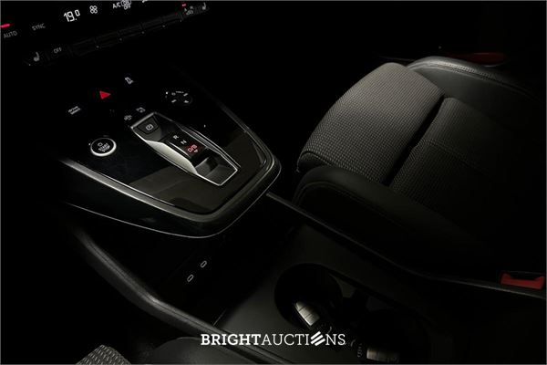 Audi Q4 Sportback e-tron 40 Launch edition S Competition 77 kWh 204pk 2021 (Origineel-NL), N-622-TH