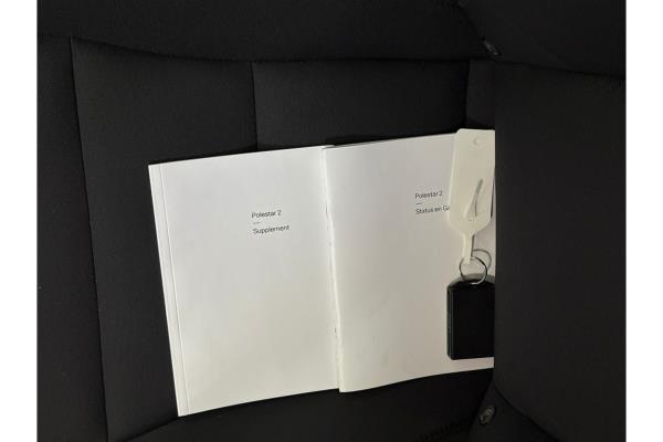 Polestar 2 Standard Range Single Motor 63 kWh 224pk 2021 (Origineel-NL), L-683-ZT