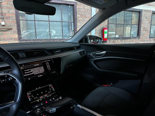 Audi e-tron Sportback 55 quattro edition 95 kWh 408pk 2020 (Origineel-NL+1e eigenaar), K-470-GB