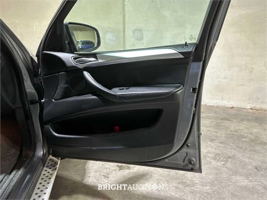 BMW X5 xDrive48i 4.8 V8 E70 355pk 2007, P-834-RB Youngtimer