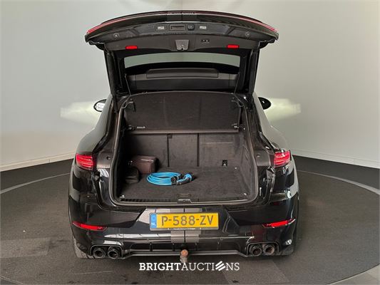 Porsche Cayenne E-Hybrid Platinum Edition 3.0 476pk 2022 (Origineel-NL), P-588-ZV