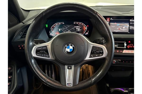 BMW 118i High Executive M Sport 136pk 2022 (Origineel-NL) 1-Serie, R-142-HD