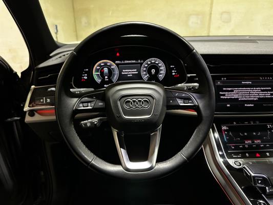Audi Q7 55 TFSI e Quattro Pro Line Plus 3.0 380pk 2020, N-611-PF
