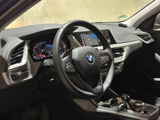 BMW 118i Introduction Edition 136hp 2023 (Original-NL+1st owner) 1er-Reihe, T-589-KN