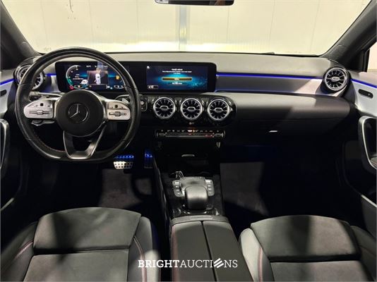 Mercedes-Benz A180 Business Solution AMG 136pk 2021 (Origineel-NL) A-klasse, K-126-HF