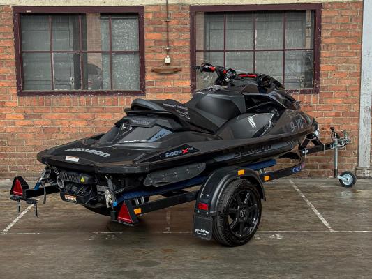 Sea-Doo RXP-X 300 Waterscooter 2019 Jetloader