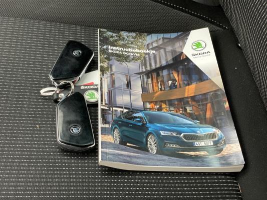 Skoda Octavia Combi Business Edition 1.0 TSI 110pk 2021 (Origineel-NL), K-576-SF