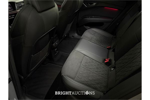 Audi Q4 50 S edition Quattro 77 kWh 2021 (Origineel-NL), N-596-SR