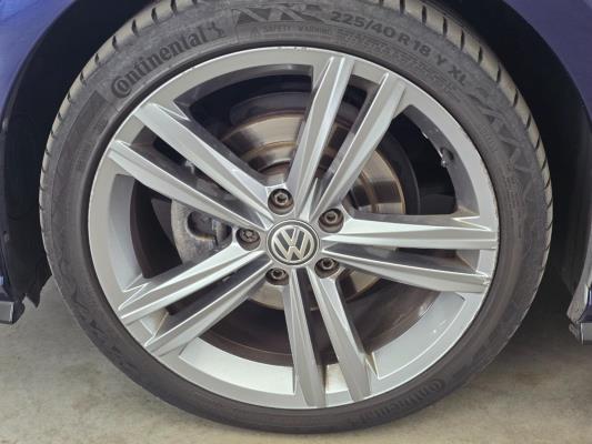 Volkswagen Golf Highline Business R 1.5 TSI 150pk 2018, X-726-KS