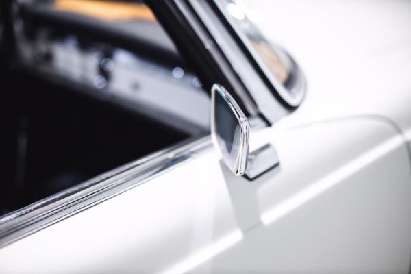 Mercedes-Benz 280 SL Pagode – Handgeschakeld – EU-uitvoering – 2.8 liter zes-in-lijn. 