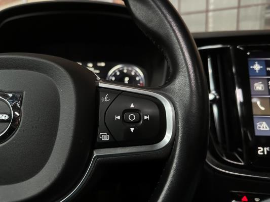 Volvo V60 2.0 T4 Momentum Proline 188pk 2019 (Origineel-NL), ZP-740-L