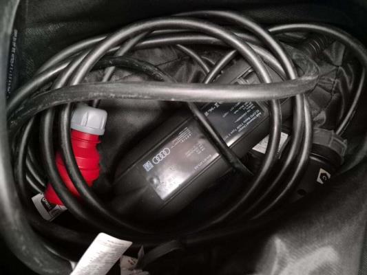 Audi e-tron GT GT 93 kWh 476pk 2023 (Origineel-NL), X-159-JX