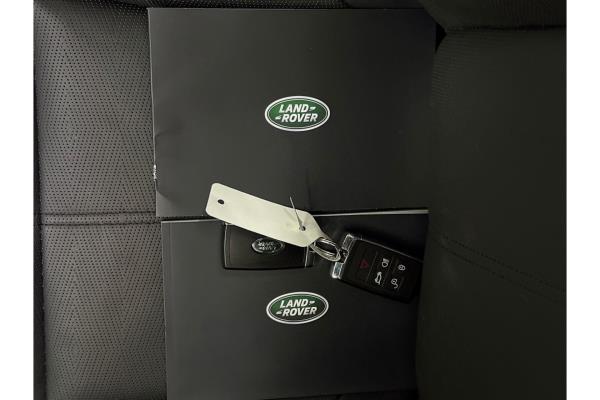 Land Rover Range Rover Velar P400e Dynamic HSE PHEV 2.0 AWD 443pk 2024 (Origineel-NL), Z-139-HJ