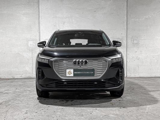 Audi Q4 e-tron 35 Edition 55 kWh 170pk 2022 (Origineel-NL), R-847-TD