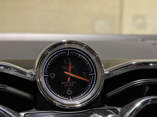 Bentley Bentayga 4.0 V8 S 549pk 2022 (Origineel-NL), P-719-VF