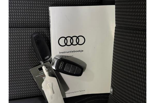 Audi Q4 Sportback 40 Launch edition S Competition 77 kWh 204pk 2022 (Origineel-NL), P-433-PR