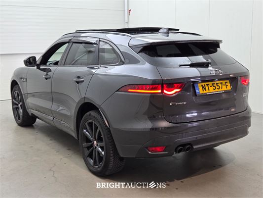 Jaguar F-PACE Portfolio 20d 2.0 AWD 180pk 2017 (Origineel-NL), NT-557-F
