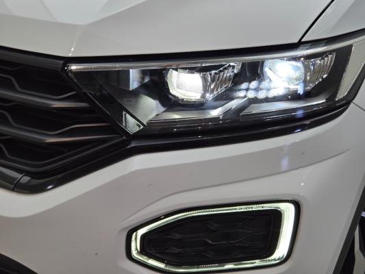 Volkswagen T-Roc Sport Business R 1.5 TSI 150pk 2019, L-422-GX