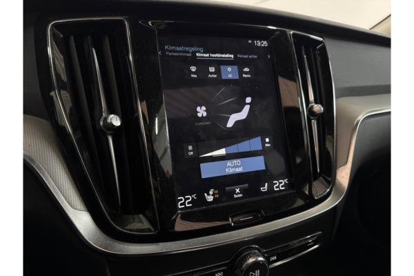 Volvo V60 Cross Country Pro 2.0 AWD 190pk 2020 (Origineel-NL), G-715-ZL