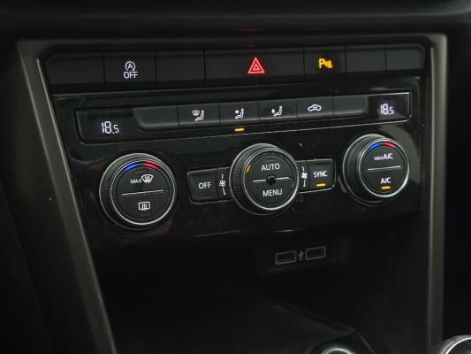 Volkswagen T-Roc Style 1.0 TSI 116pk 2019 (Origineel-NL), XX-149-F