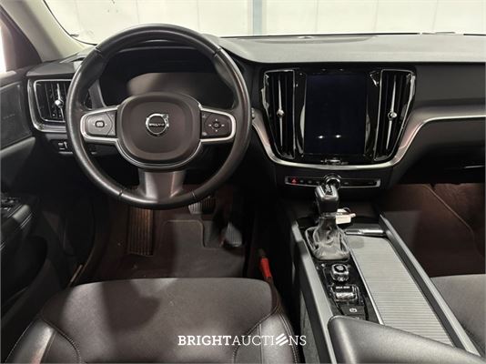 Volvo V60 T4 Momentum Pro 2.0 190pk 2019 (Origineel-NL), G-999-SR