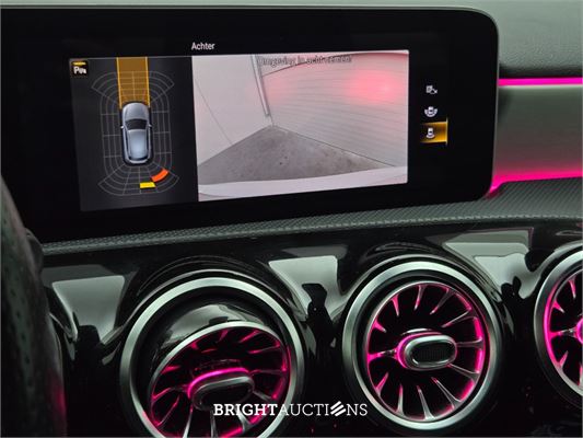 Mercedes-Benz A200 Business Solution AMG 163pk 2019 (Origineel-NL) A-klasse, XJ-315-N