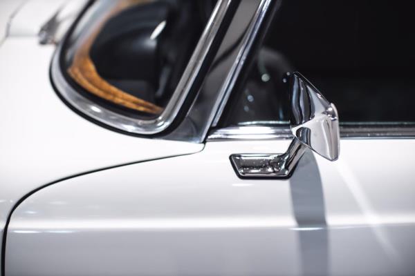 Mercedes-Benz 280 SL Pagode – Handgeschakeld – EU-uitvoering – 2.8 liter zes-in-lijn. 