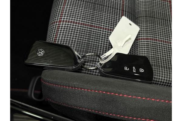 Volkswagen Golf GTI 2.0 TSI 265pk 2024, HPL-06-S