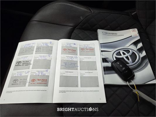 Toyota C-HR Hybrid Executive 1.8 170pk 2018 (Origineel-NL), TR-575-N