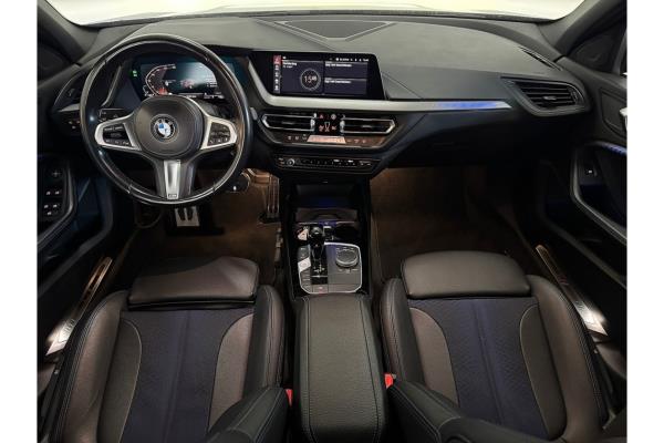BMW 118i Business Edition 136pk 2021 (Origineel-NL) 1-Serie, L-323-RB