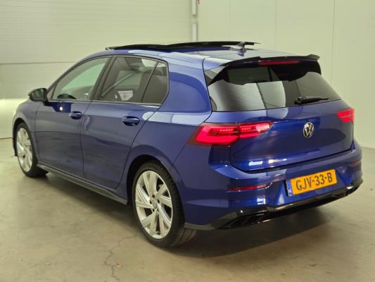 Volkswagen Golf eTSI R-Line 1.5 150pk 2023, GJV-33-B