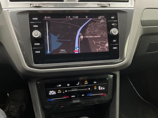 Volkswagen Tiguan eHybrid R-Line Business 1.4 TSI 265pk 2022 (Origineel-NL), P-225-HR