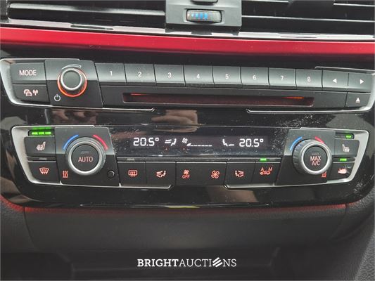 BMW 330e Centennial High Executive 272pk 2016 (Origineel-NL) 3-Serie, KZ-231-H