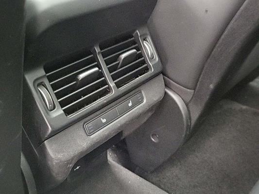 Land Rover Range Rover Evoque P300e 1.5 AWD 309pk 2022 (Origineel-NL), P-582-LG