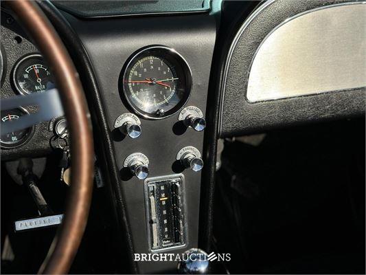 Chevrolet Corvette C2 Sting Ray  Convertible 5.7 V8 (1965), DL-45-58